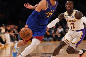 欧博娱乐-包含穆雷回归赛场，赛事规则更新首场状态亮眼，湖人观众沸腾！的词条