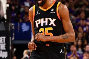 欧博-关于杜兰特回归赛场，战术调整首场状态亮眼，巴塞罗那观众沸腾！的信息