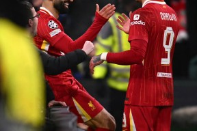 欧博娱乐-关于利物浦迎欧联关键赛；集结日止住颓势；压力陡增；赛季目标并未改变的信息