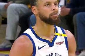 欧博-库里在C9比赛中比分优势明显，关键助攻引发热议！的简单介绍