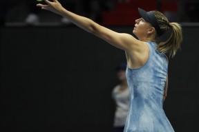 欧博-莎拉波娃爆冷击败DWG，回归赛场引爆全场！的简单介绍